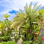Detached House Big Terrace, Few Steps Away From The Beach, Paddel, Golf, Bbq