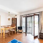 Apartament Detached House Big Terrace, Few Steps Away From The Beach, Paddel, Golf, Bbq *