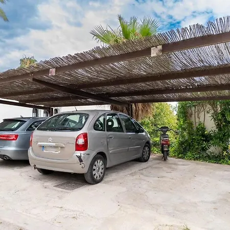 公寓 Detached House Big Terrace, Few Steps Away From The Beach, Paddel, Golf, Bbq