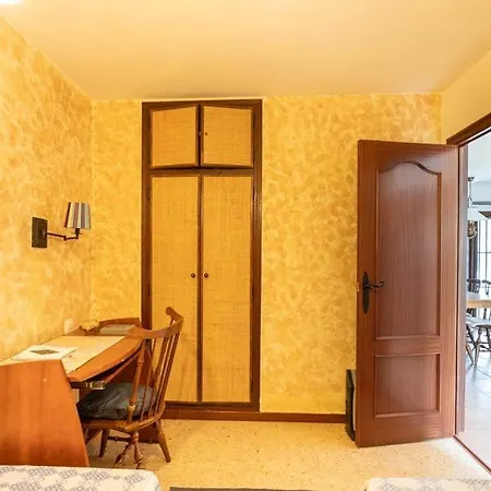 公寓 Detached House Big Terrace, Few Steps Away From The Beach, Paddel, Golf, Bbq *