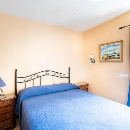公寓 Detached House Big Terrace, Few Steps Away From The Beach, Paddel, Golf, Bbq