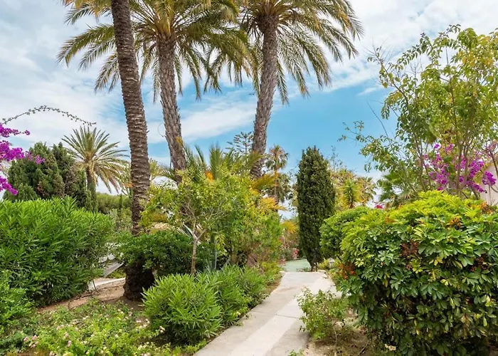 Appartement Detached House Big Terrace, Few Steps Away From The Beach, Paddel, Golf, Bbq *