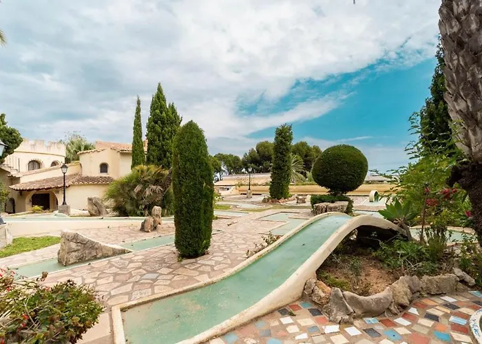 Detached House Big Terrace, Few Steps Away From The Beach, Paddel, Golf, Bbq *